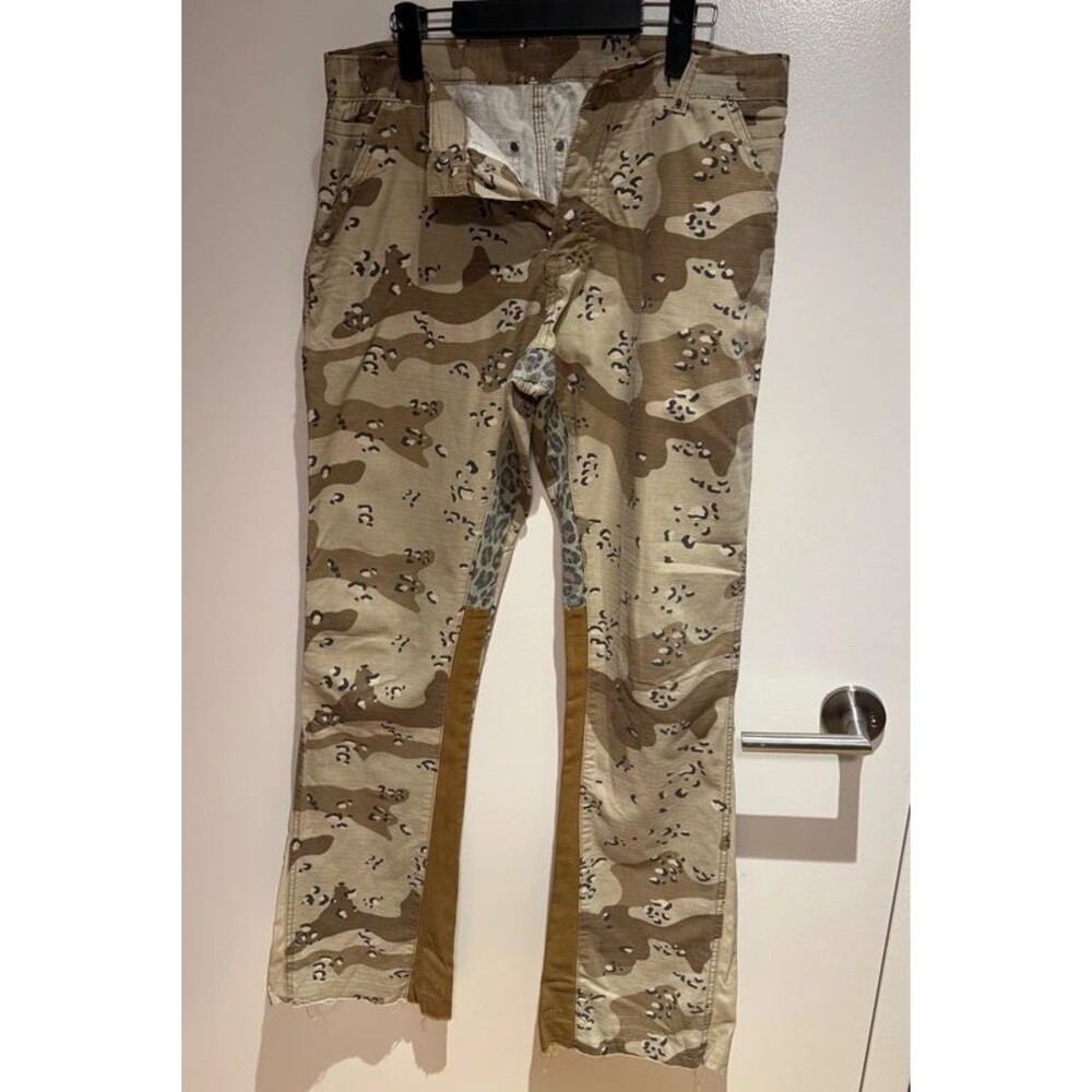MNML Flair Denim Camo Jeans